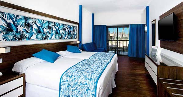 Accommodations - Hotel Riu Santa Fe - Los Cabos, Mexico - All Inclusive 24 hours